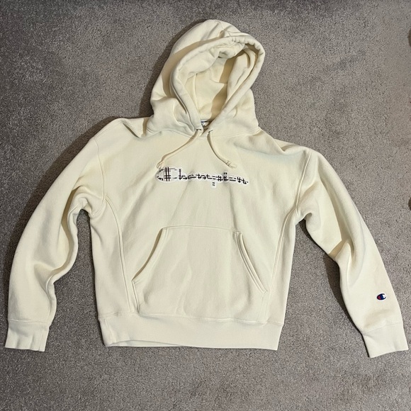 Champion Tops - cream colored champion sweatshirt